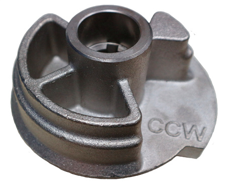 Output yoke of control valve for petroleum machinery